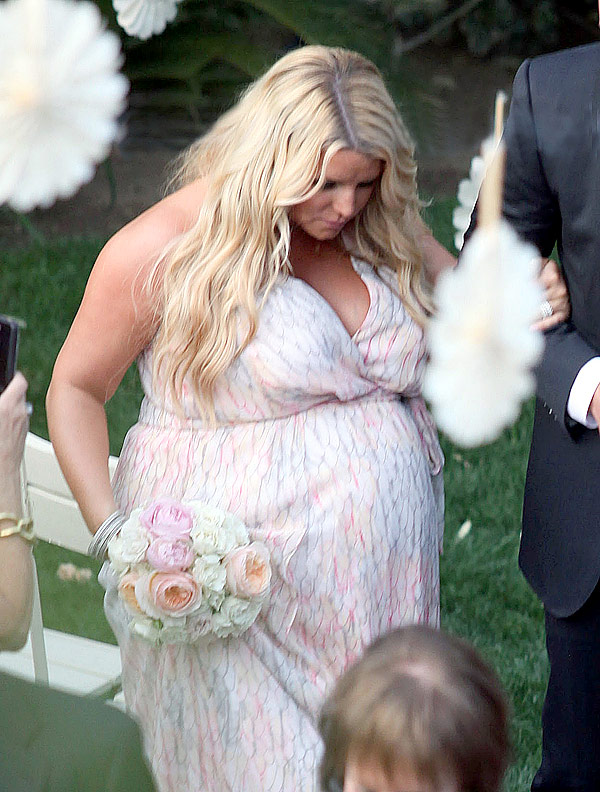 Jessica Simpson on pregnancy weight gain: 'I let myself indulge in  everything I wanted