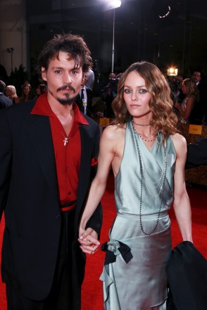 Johnny Depp and Vanessa Paradis
MOET AND CHANDON CHAMPAGNE RECEPTION FOR ARRIVALS AT THE 63RD ANNUAL GOLDEN GLOBE AWARDS, LOS ANGELES, AMERICA  - 16 JAN 2006