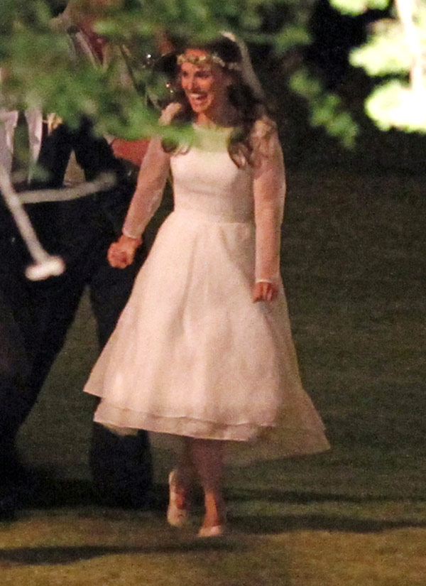 Natalie Portman Wedding Dress — She Married Benjamin