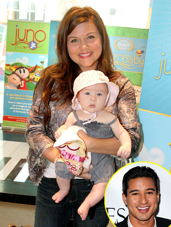 Exclusive Tiffani Thiessen Can T Wait To Arrange Playdates With Mario Lopez So Their Kids Can Be Friends Hollywood Life