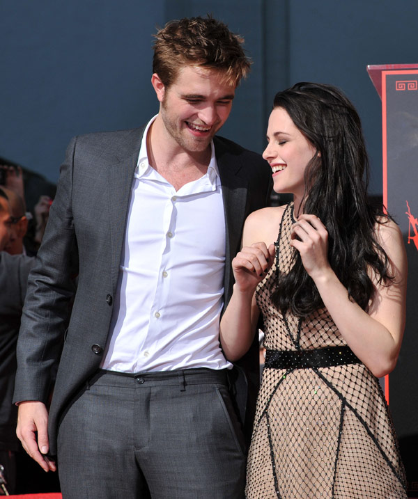 Kristen Stewart Cheating — Two Timing Robert Pattinson Since Day 1 Hollywood Life