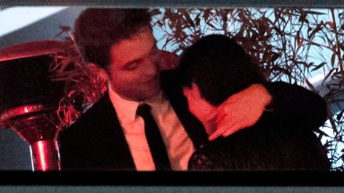 Robert Pattinson Kristen Stewart Kissing