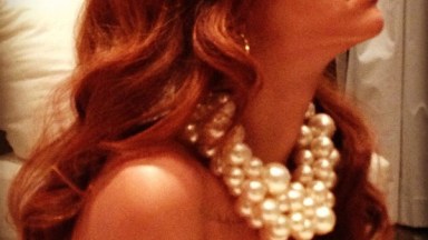 Rihanna Pearl Necklace