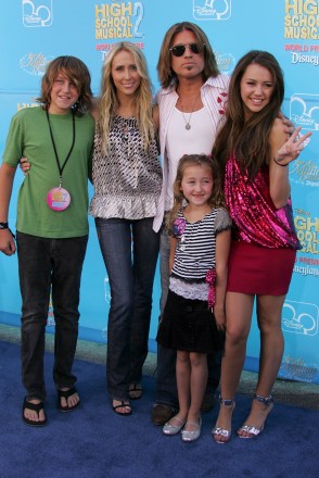 Billy Ray Cyrus and Miley Cyrus with family
'High School Musical 2' film premiere, Anaheim, America - 14 Aug 2007