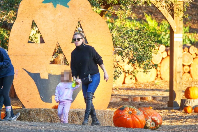 Kate Hudson with daughter Rani Rose at pumpkin patch