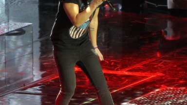 Harry Styles Throws Up