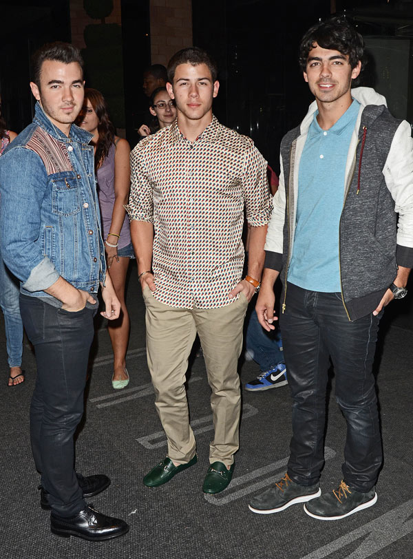 Jonas Brothers' Album Title — Bros Name Fifth Album ...