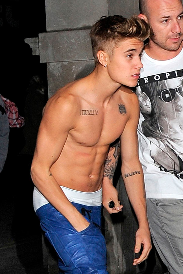 Justin Bieber Shirtless In New York City — All A Publicity Stunt ‘master Plan Hollywood Life