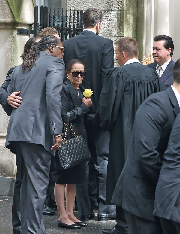 Gia-Allemand's-funeral-pic3