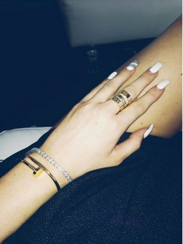 kylie jenner cartier love ring