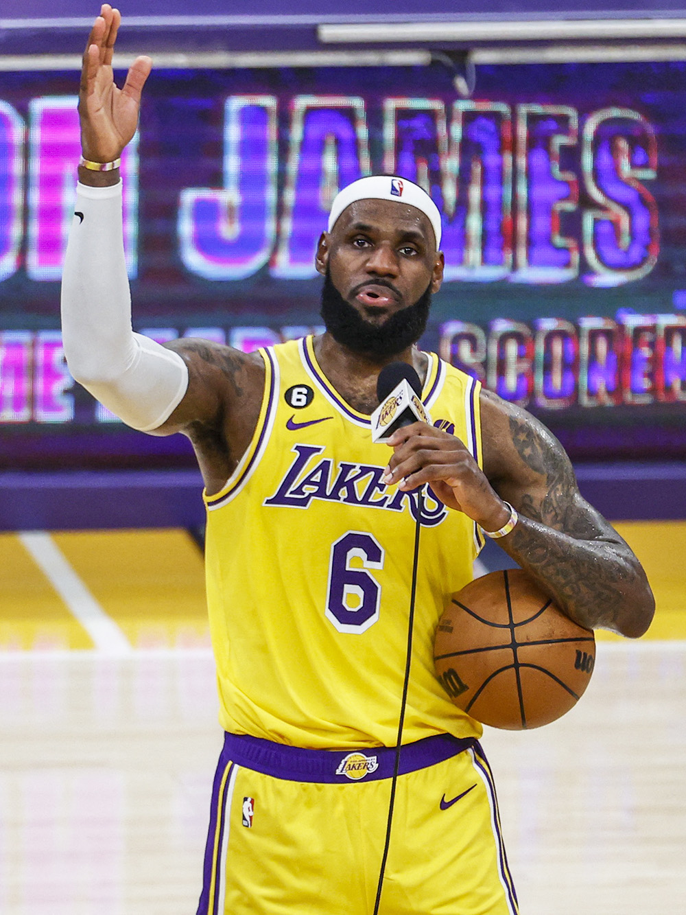 LeBron James becomes NBA all-time leading scorer in Los Angeles, USA - 7 Feb 2023