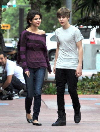 Justin Bieber Selena Gomez Pics