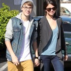 Justin Bieber and Selena Gomez Out and About, Los Angeles, America - 21 Nov 2011
