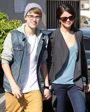 Justin Bieber and Selena GomezJustin Bieber and Selena Gomez Out and About, Los Angeles, America - 21 Nov 2011Justin Bieber and Selena Gomez having breakfast at ihop restaurant in Los Angeles
