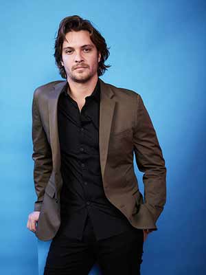 Luke Grimes — See Pics Of ’50 Shades Of Grey’ Actor – Hollywood Life