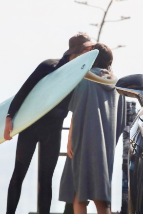 Malibu, CA  - *EXCLUSIVE*  - Leighton Meester and Adam Brody go for a surf session together in Malibu. The Hollywood couple shares a kiss as they end their session and return to their car.Pictured: Adam Brody, Leighton MeesterBACKGRID USA 3 MARCH 2022 BYLINE MUST READ: BENS / BACKGRIDUSA: +1 310 798 9111 / usasales@backgrid.comUK: +44 208 344 2007 / uksales@backgrid.com*UK Clients - Pictures Containing ChildrenPlease Pixelate Face Prior To Publication*