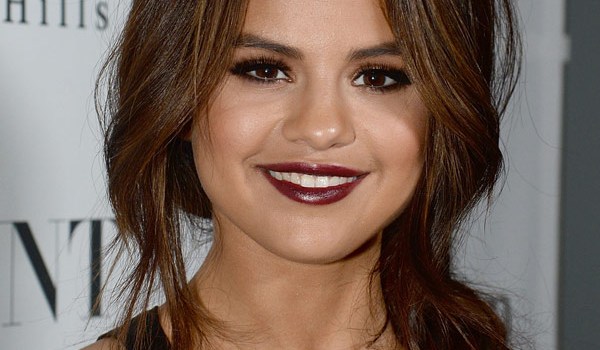 Selena Gomez Dark Red Lip