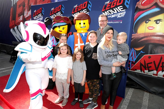 Tori Spelling & Dean McDermott With Their Kids At A Lego Event