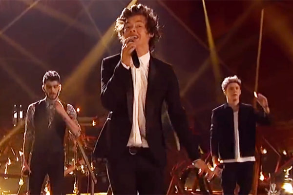 One Direction X Factor Finale Midnight Memories Performance Hollywood Life