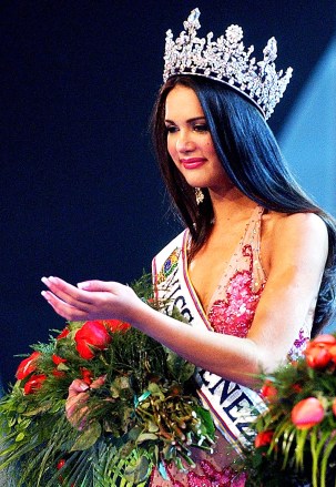 Monica Spear Wears Her Crown and Her New Sash After She was Crowned Miss Venezuela on Thursday 23 September 2004 at Caracas Venezuela Venezuela Caracas
Venezuela Miss Venezuela - Sep 2004