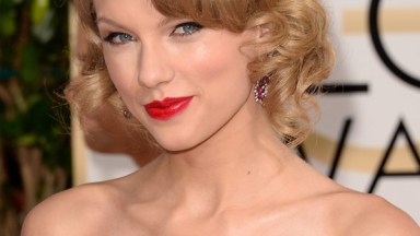 Taylor Swift Golden Globe Awards Beauty