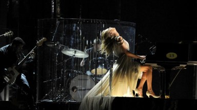 Taylor Swift Grammys Performance