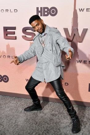 Penayangan perdana acara TV Kid Cudi 'Westworld' Season 3, Arrivals, Los Angeles, AS - 05 Mar 2020 Mengenakan pakaian Louis Vuitton yang sama dengan model catwalk *10056741f dan Dylan Wang Hedi
