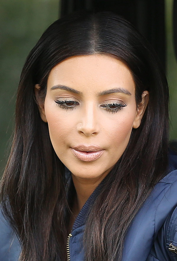 [PHOTO] Kim Kardashian’s Heavy Makeup — Did She Go Too Far With Her ...