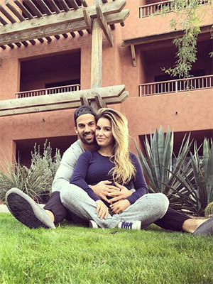 Eric Decker & Jessie James Decker: Pics of the Couple ...