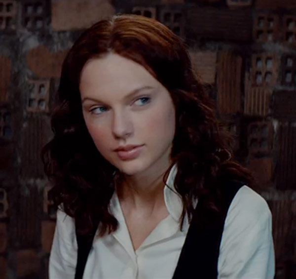 Taylor Swift In ‘the Giver’ — Brown Hair And Minimal Makeup
