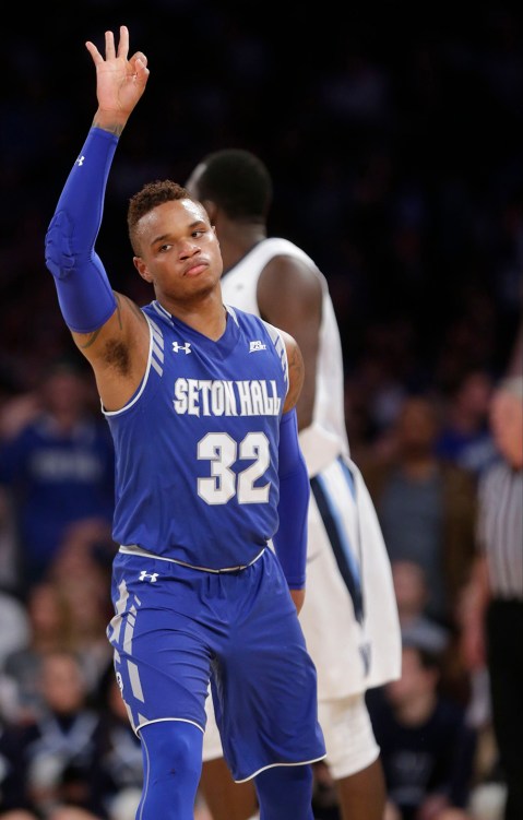 [PICS] Derrick Gordon Comes Out: First Openly Gay DI Basketball Player ...