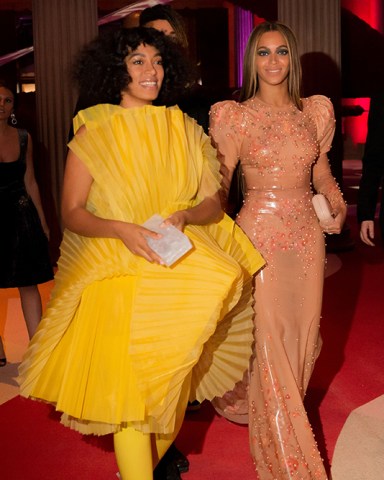Beyonce Knowles, Solange Knowles The Metropolitan Museum of Art's COSTUME INSTITUTE Benefit Celebrating the Opening of Manus x Machina: Fashion in an Age of Technology, The Metropolitan Museum of Art, NYC, New York, America - 02 May 2016