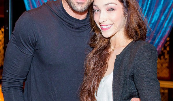 Maks Chmerkovskiy Meryl Davis Kiss