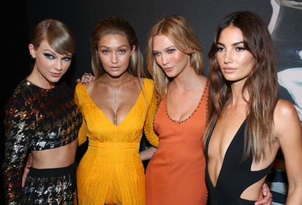 Taylor Swift, from left, Gigi Hadid, Karlie Kloss and Lily Aldridge arrive at the MTV Video Music Awards at the Microsoft Theater, in Los Angeles
2015 MTV Video Music Awards - Red Carpet, Los Angeles, USA - 30 Aug 2015