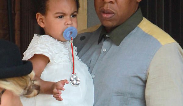 Blue Ivy Carter Hair Petition: Beyonce & Jay Z Slammed For Not Brushing Her  Hair – Hollywood Life