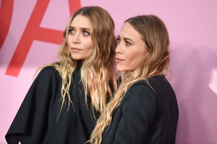 Ashley Olsen dan Mary-Kate Olsen CFDA Fashion Awards, Arrivals, Museum Brooklyn, New York, AS - 03 Jun 2019