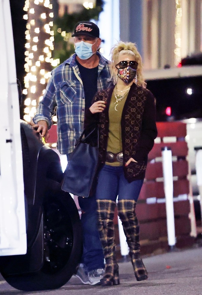 Jessica Simpson Rocks Skinny Jeans & Thigh-High Boots Out Shopping With Husband Eric Johnson