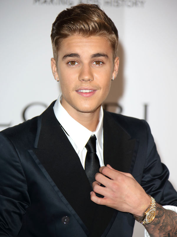 Justin Bieber Set To Receive Champ of Charity Award At 2014 Young ...