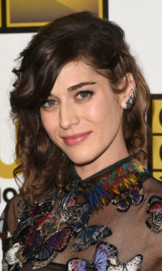 Lizzy Caplan