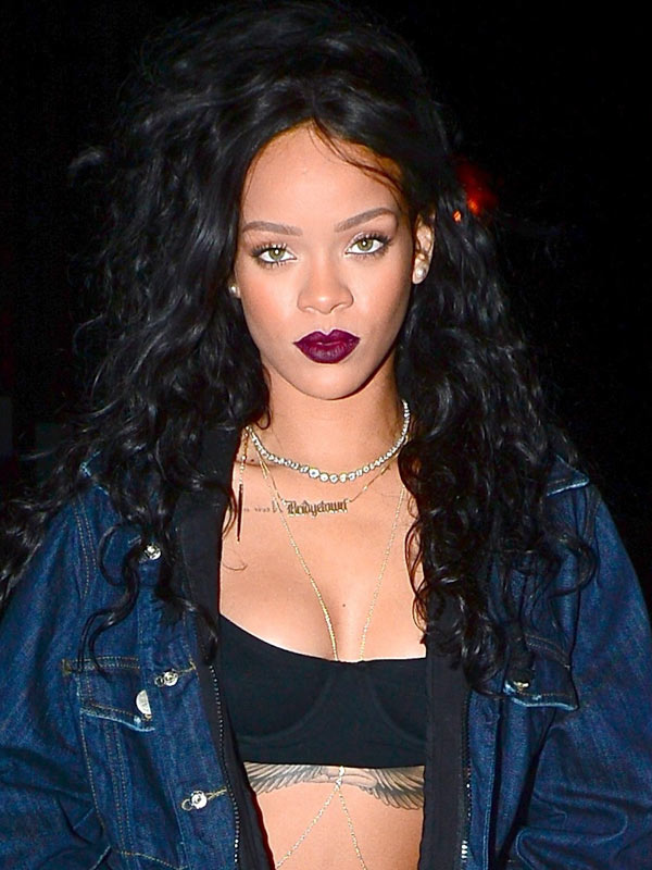 rihanna lips