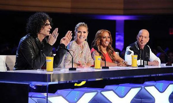 ‘america S Got Talent Live Show — Mel B Gets Burned