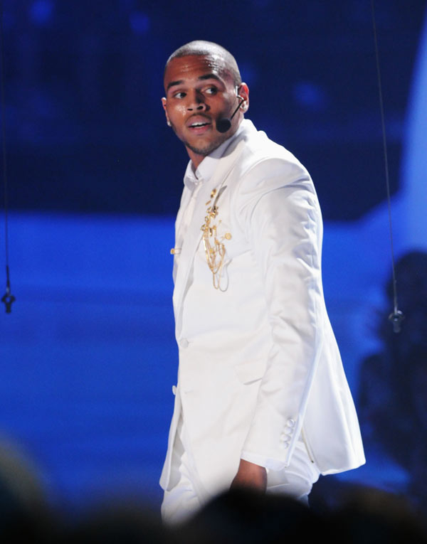 Chris Brown At The MTV VMAs Following Suge Knight Shooting — Is He