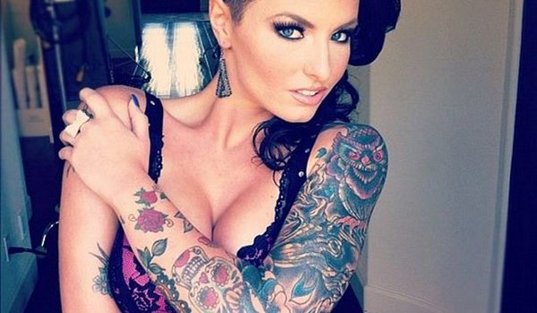 Christy Mack Abuse Pics