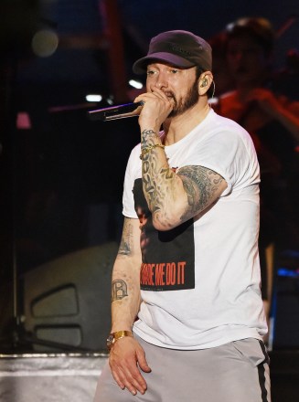 Manchester Tn - June 09: Eminem Performs During the 2018 Bonnaroo Music & Arts Festival On June 9 2018 in Manchester Tennessee Manchester
2018 Bonnaroo Music & Arts Festival