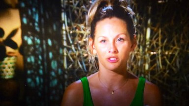 'Bachelor In Paradise' Clare Leaves