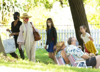 Sydney, AUSTRALIA  - *EXCLUSIVE*  - Australian Actress Nicole Kidman and husband Keith Urban along with their children Sunday Rose and Faith Margaret attend a music event at Vaucluse House.

Pictured: Nicole Kidman

BACKGRID USA 10 JANUARY 2021 

BYLINE MUST READ: MTRX / BACKGRID

USA: +1 310 798 9111 / usasales@backgrid.com

UK: +44 208 344 2007 / uksales@backgrid.com

*UK Clients - Pictures Containing Children
Please Pixelate Face Prior To Publication*