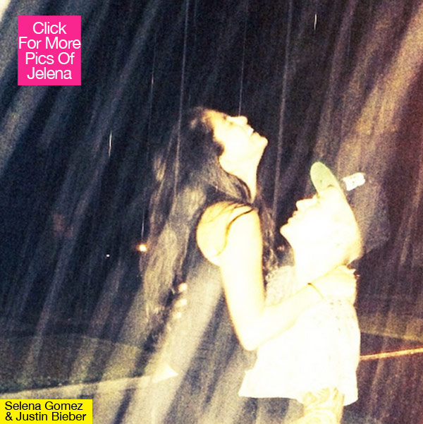 Justin Bieber & Selena Gomez's PDA