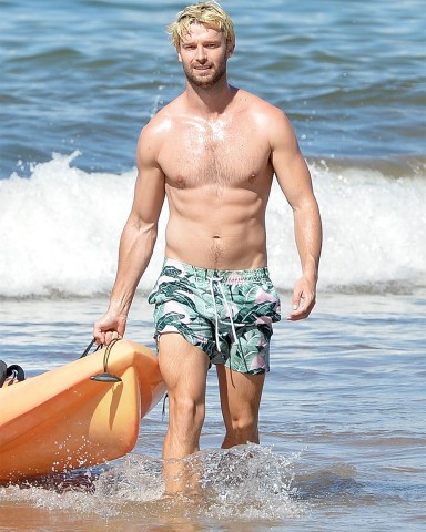 Maui, HI  - *EXCLUSIVE*  - Patrick Schwarzenegger and a group of friends got in some kayaking in Maui today. Schwarzenegger showed off his new blond locks as well as his bulging muscles while out enjoying the beautiful Maui weather and clear blue waters.Pictured: Patrick SchwarzeneggerBACKGRID USA 16 JANUARY 2022 BYLINE MUST READ: Stewy / BACKGRIDUSA: +1 310 798 9111 / usasales@backgrid.comUK: +44 208 344 2007 / uksales@backgrid.com*UK Clients - Pictures Containing ChildrenPlease Pixelate Face Prior To Publication*