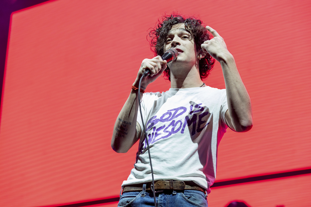 Matt Healy of The 1975 during the KROQ Absolut Almost Acoustic Christmas at Honda Center on December, 8 2019, in Anaheim, California (Photo by Daniel DeSlover/Sipa USA)(Sipa via AP Images)