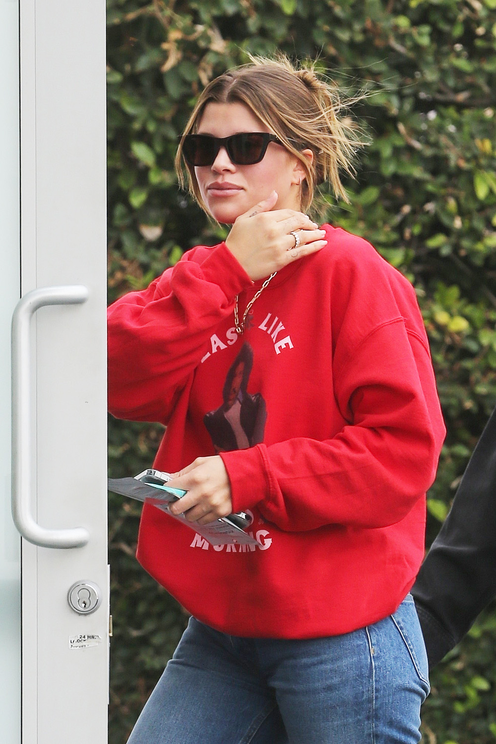 Hilary Duff in jeans and knit sweater on December 8 ~ I want her